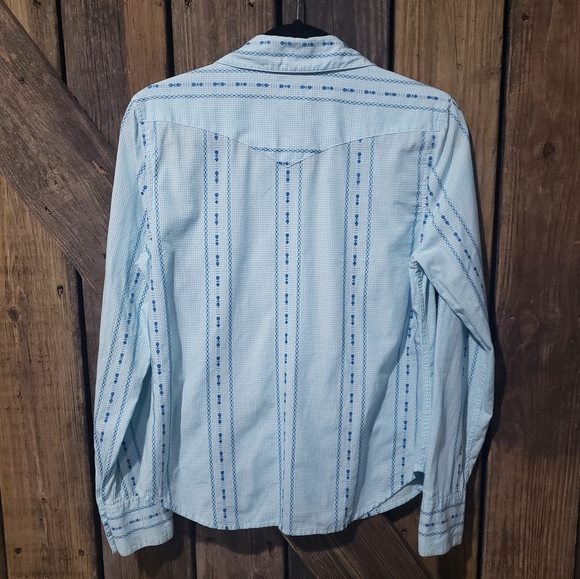 Lucky Brand Size M Snap Front Western Top Blue Embroidered - Picture 6 of 9